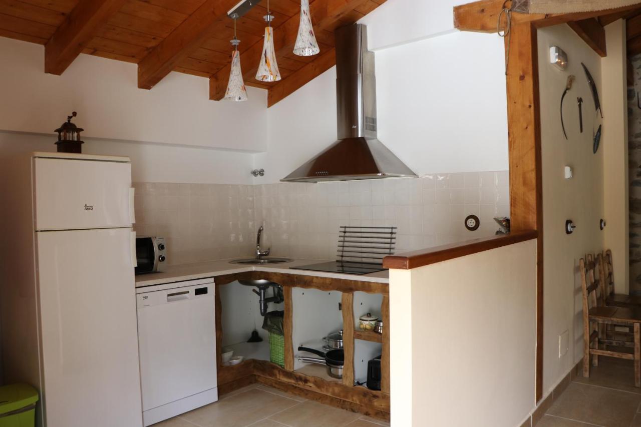 Apartamentos Rurales Casa Lafuente Luquiano Ngoại thất bức ảnh