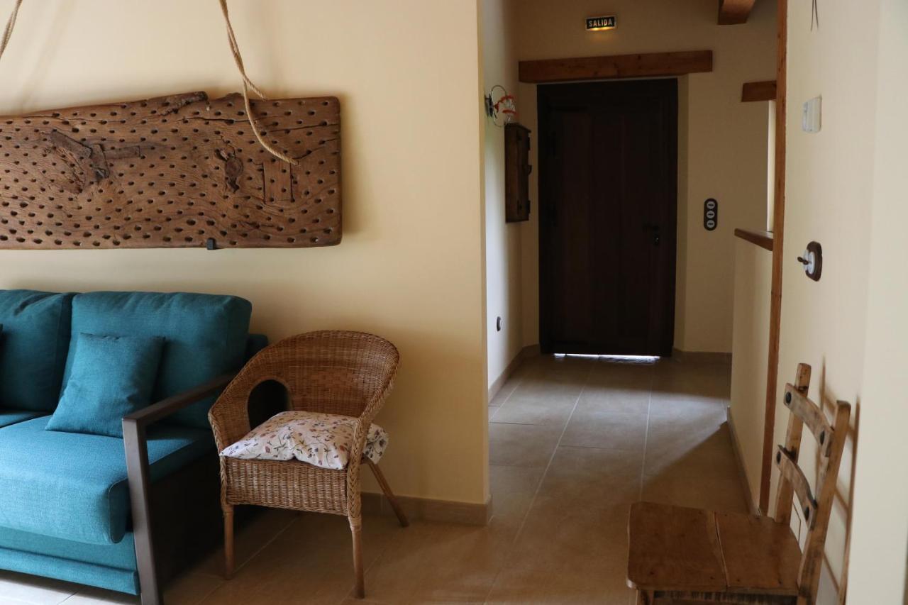 Apartamentos Rurales Casa Lafuente Luquiano Ngoại thất bức ảnh