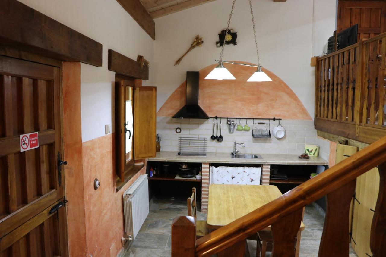 Apartamentos Rurales Casa Lafuente Luquiano Ngoại thất bức ảnh