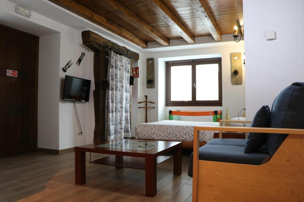 Apartamentos Rurales Casa Lafuente Luquiano Ngoại thất bức ảnh
