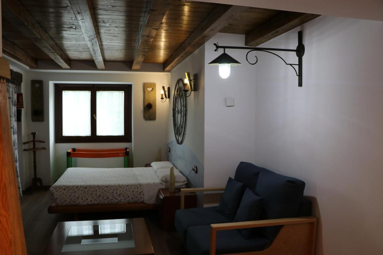 Apartamentos Rurales Casa Lafuente Luquiano Ngoại thất bức ảnh